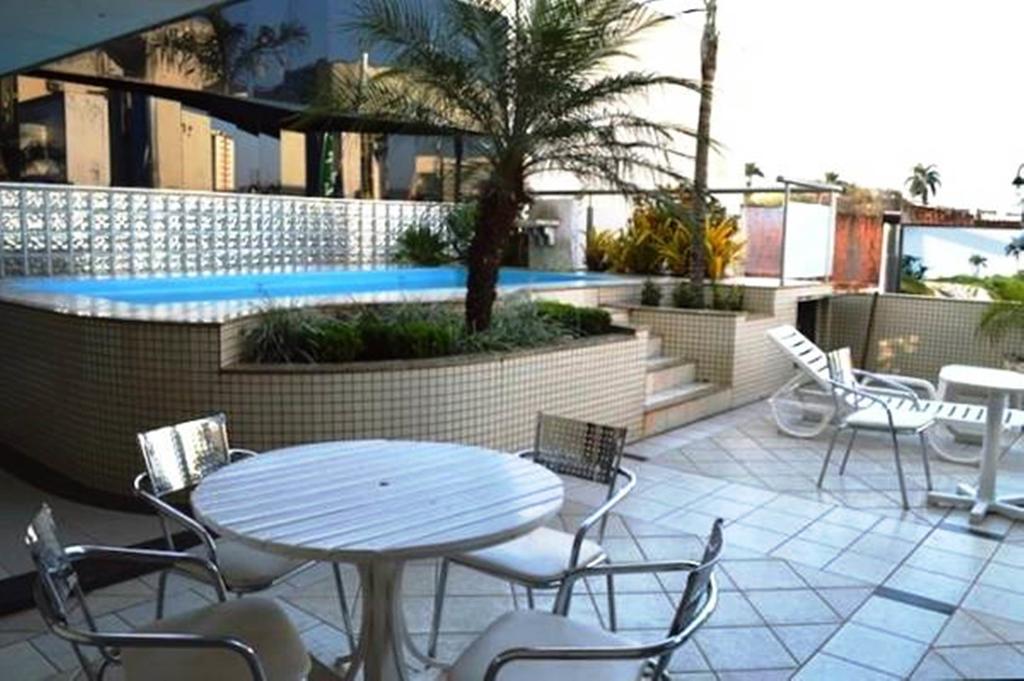 Hotel Monte Rey Montes Claros Eksteriør bilde
