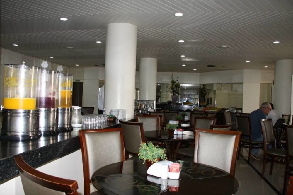 Hotel Monte Rey Montes Claros Eksteriør bilde