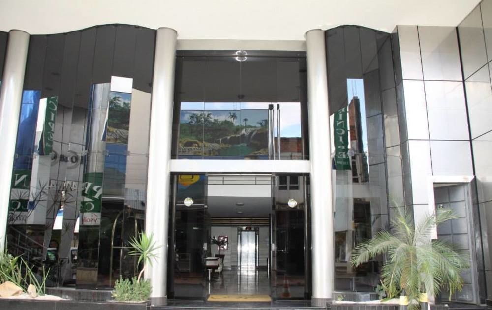 Hotel Monte Rey Montes Claros Eksteriør bilde